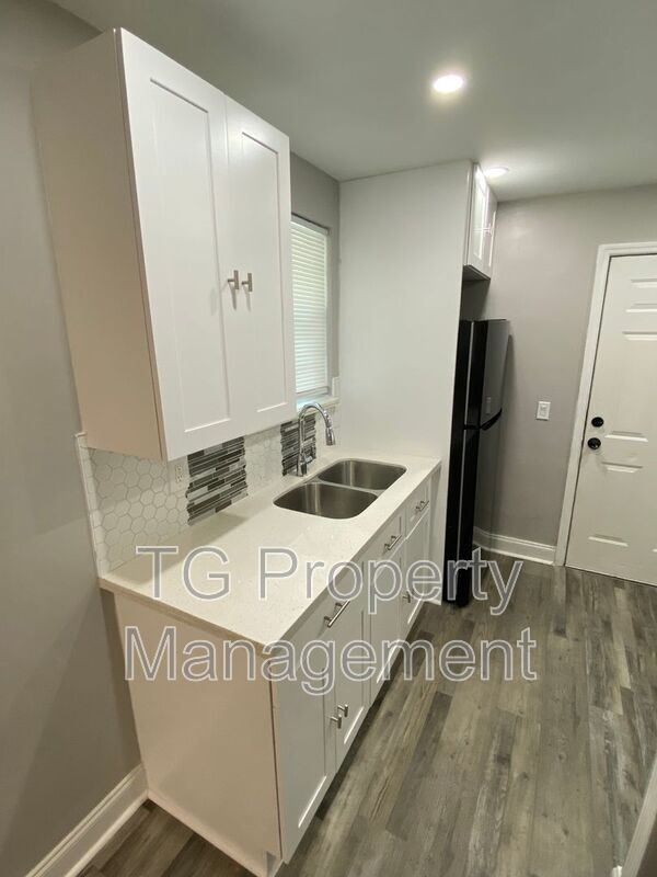 Foto del edificio - 3315 Silver St