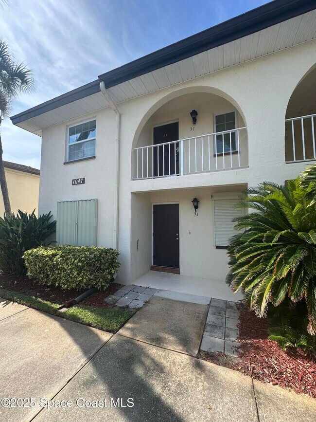 Building Photo - 1047 Small Ct