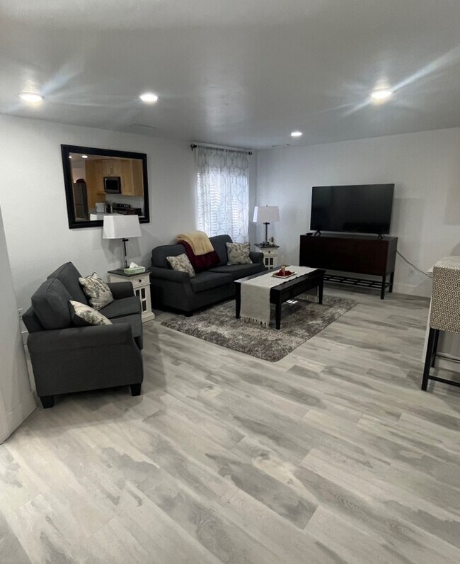 Building Photo - 9299 N Prairie Dunes Way
