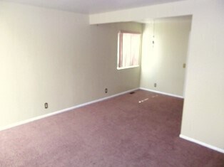 Building Photo - 995 Essex Ct Way
