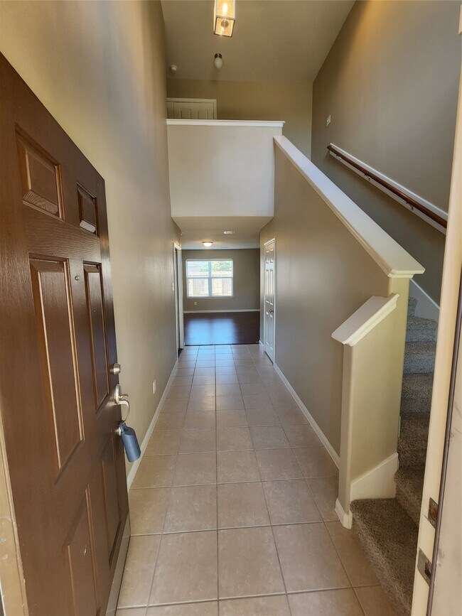 Foto del edificio - 24311 Sandhill Trails Ct