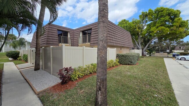 Foto del edificio - 7311 73rd Way