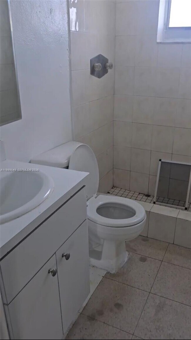 Foto del edificio - 320 SW 11th Ave