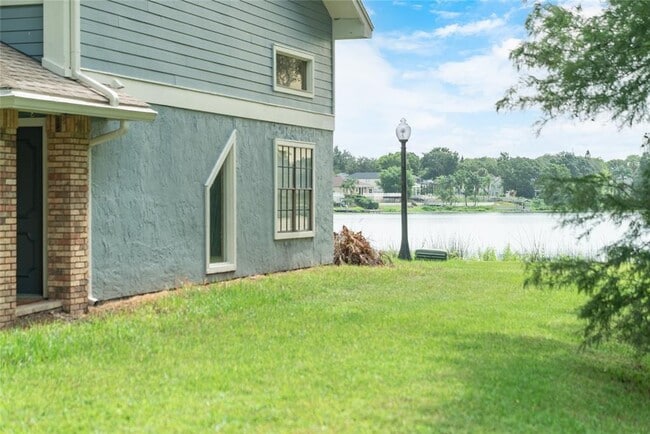 Building Photo - 2971 Bridgehampton Ln
