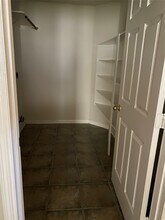 Building Photo - 42 Drifting Shadows Cir