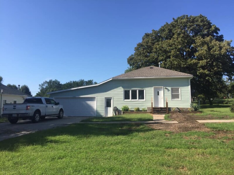 Primary Photo - 1072 Clay St