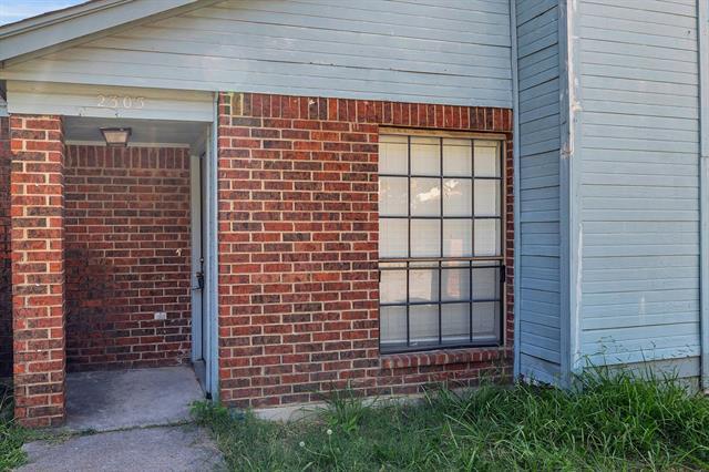 Building Photo - 2305 Miguel Ln