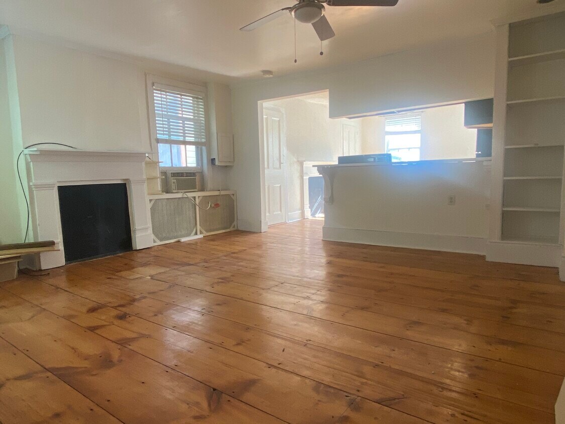 62 N Main St Unit 2, Lambertville, NJ 08530 Apartments in