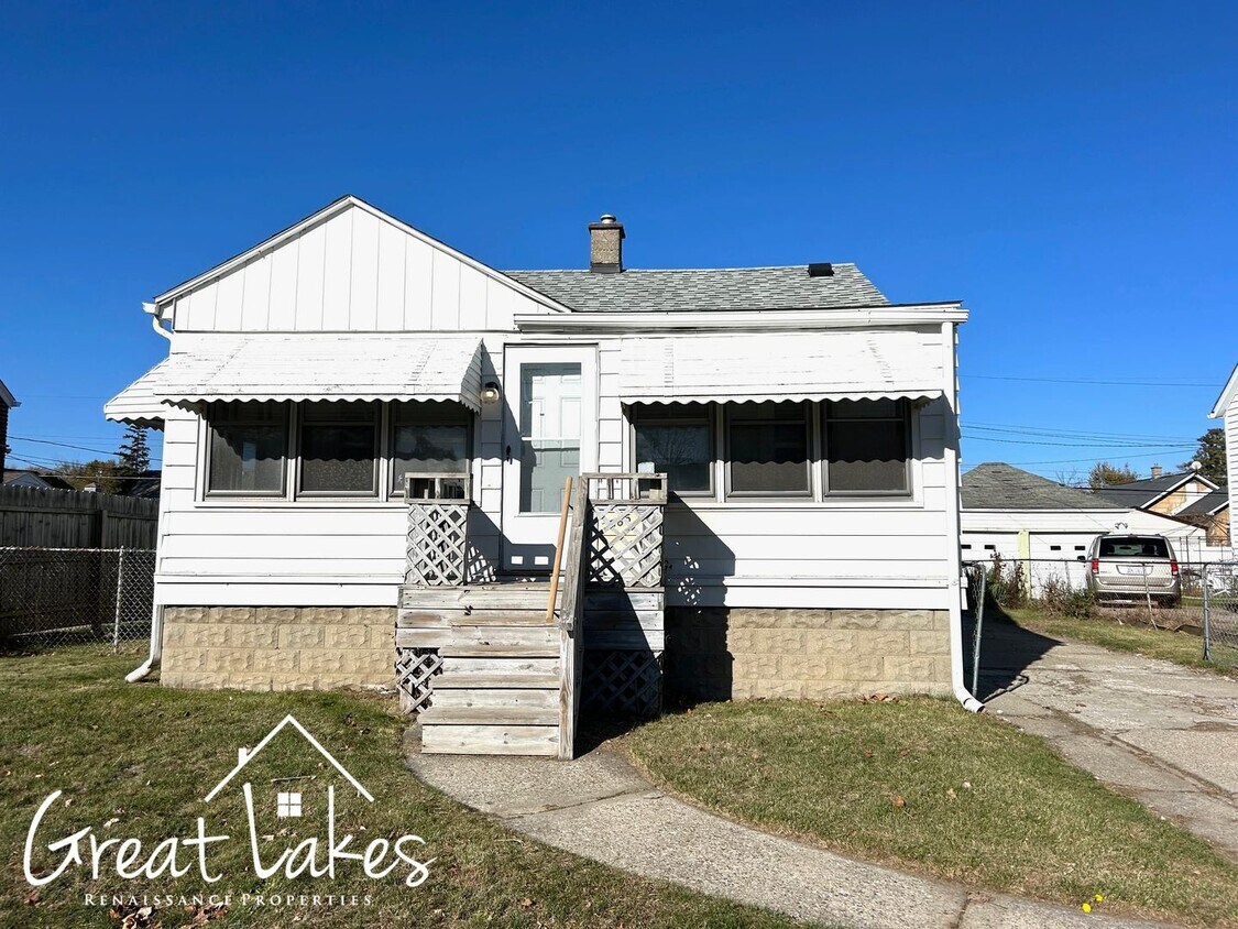 Primary Photo - Charming 2 Bedroom 1 Bathroom now availabl...