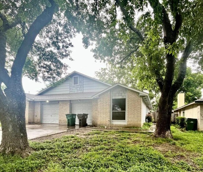 Foto del edificio - 2114 Redwing Way