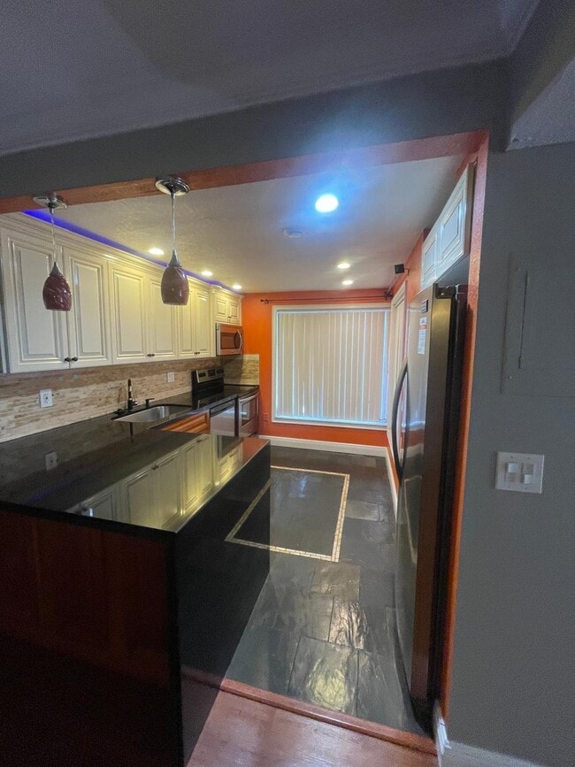 Foto del edificio - 4156 Inverrary Dr