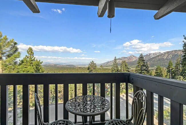 Building Photo - Mountain Paradise: Spectacular Views and S...