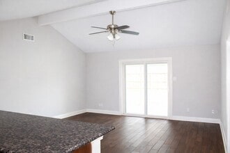 Building Photo - 11123 Sageview Dr