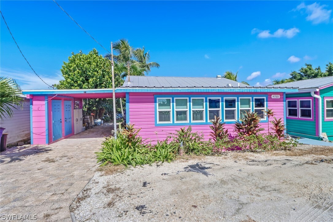 Primary Photo - 4760 Pine Island Rd