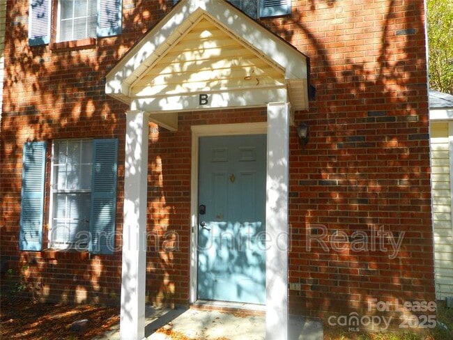 Foto del edificio - 6622B Bevington Ridge Rd