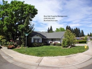 Building Photo - 250 Pinyon Hills Dr
