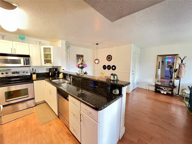 Foto del edificio - 1229 SW 46th Ave