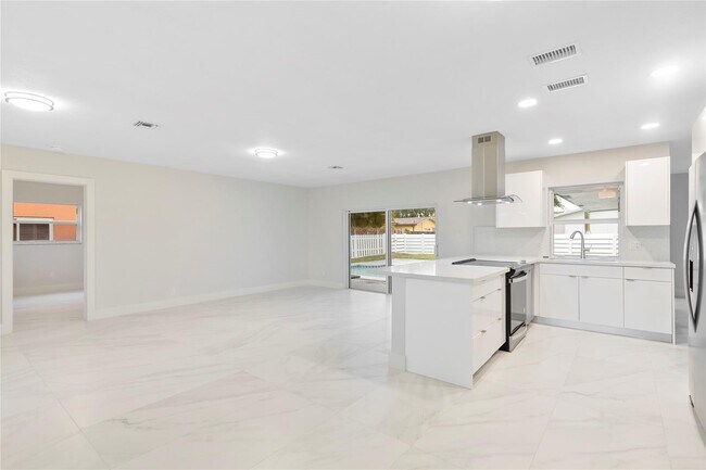 Foto del edificio - 4490 NW 8th St