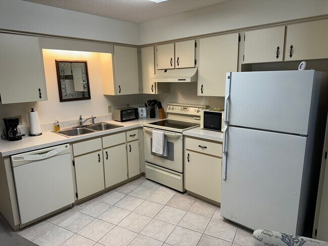 Foto del edificio - Experience Maintenance-Free 55+ Living at The Cove at Tavares Village!