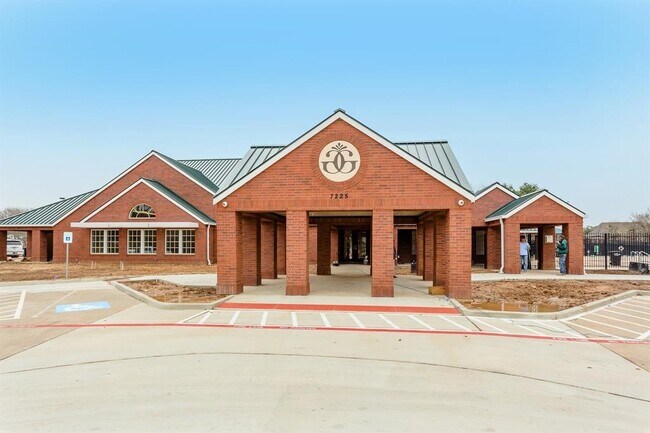 Foto del edificio - 2015 Grand Terrace