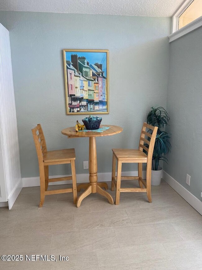 Foto del edificio - 130 Southwind Cir