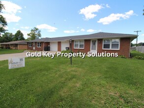Building Photo - 812 Mellen Dr