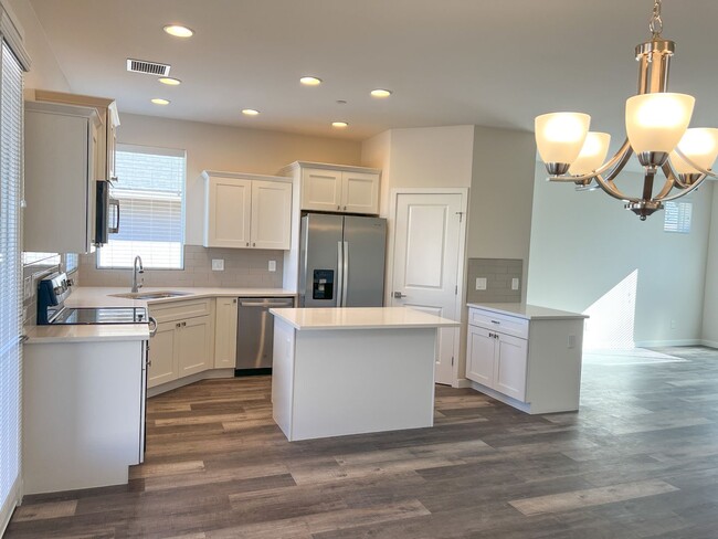 Building Photo - 1496 Sangria Dr