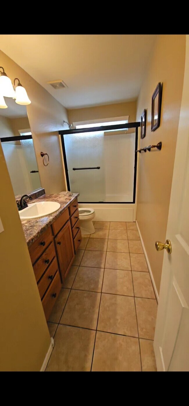 Foto del edificio - 1081 S 225th Ave