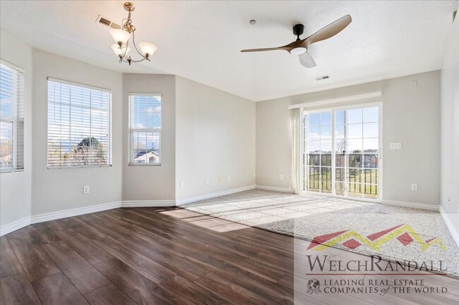 Foto del edificio - Spacious 3-Bed, 2-Bath Condo in West Jordan