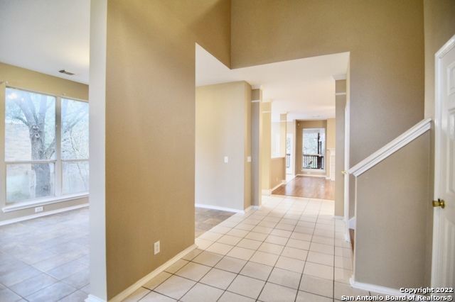 Building Photo - 721 BROADLEAF
