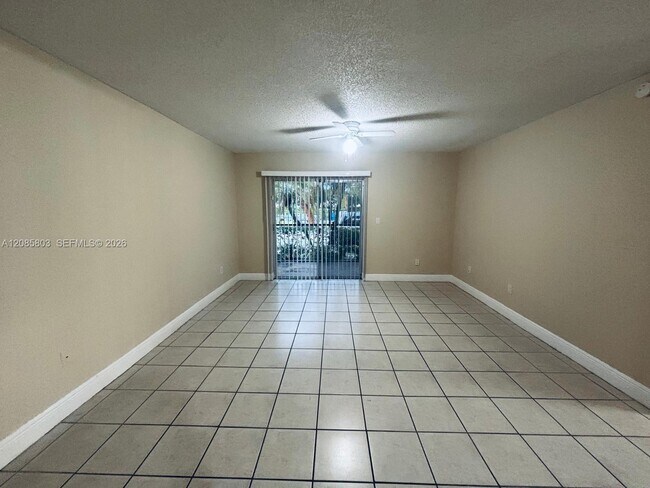 Building Photo - 1245 SW 46th Ave