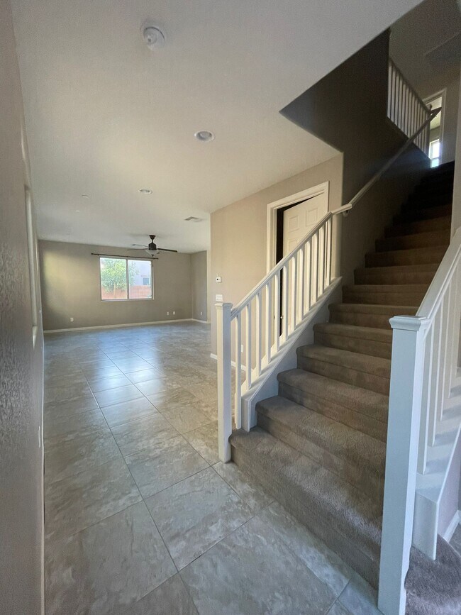 Foto del edificio - 243 Sweet Spot St