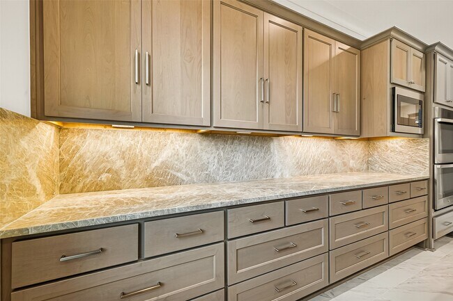 Foto del edificio - 2427 Camden Creek Ln