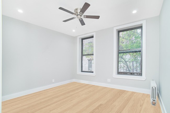 Foto del edificio - 580 West 172nd Street