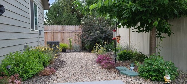 Foto del edificio - Charming 3bdrm/2ba single-story home