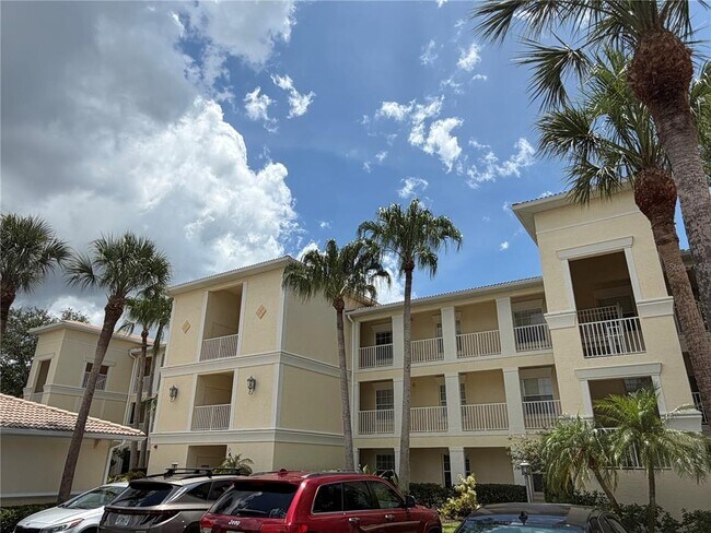 Foto del edificio - 600 Gardens Edge Dr