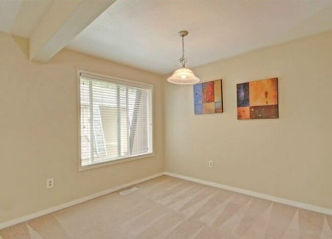 Foto del edificio - 2Bd/1.75Ba Kirkland Condo