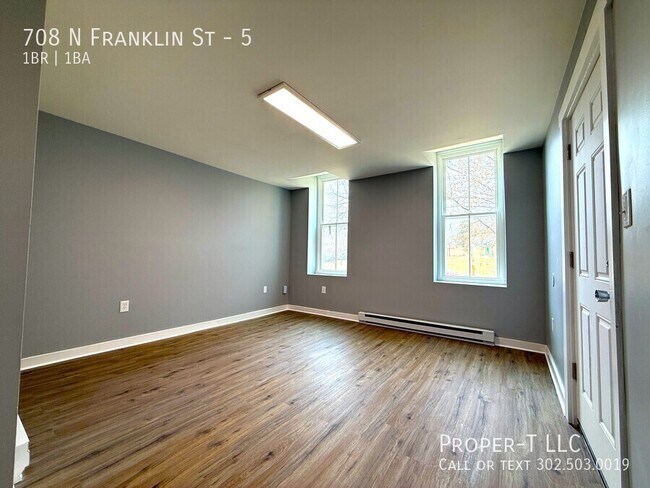 Building Photo - 708 N Franklin St