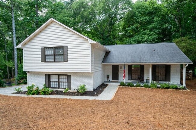 Foto del edificio - 2377 Emory Ln NE