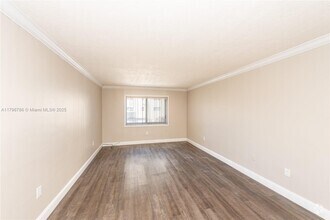 Building Photo - 201 Galen Dr