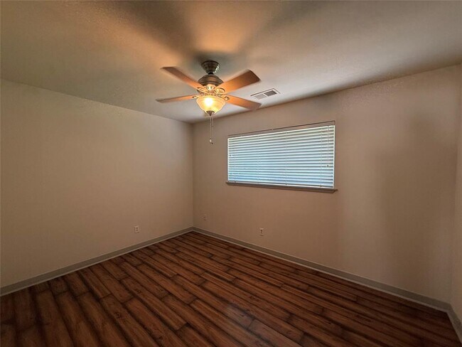 Foto del edificio - 4138 Donna Lynn Dr