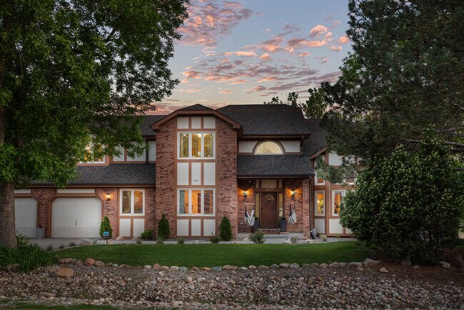 Foto del edificio - 2213 Grosvenor Ct