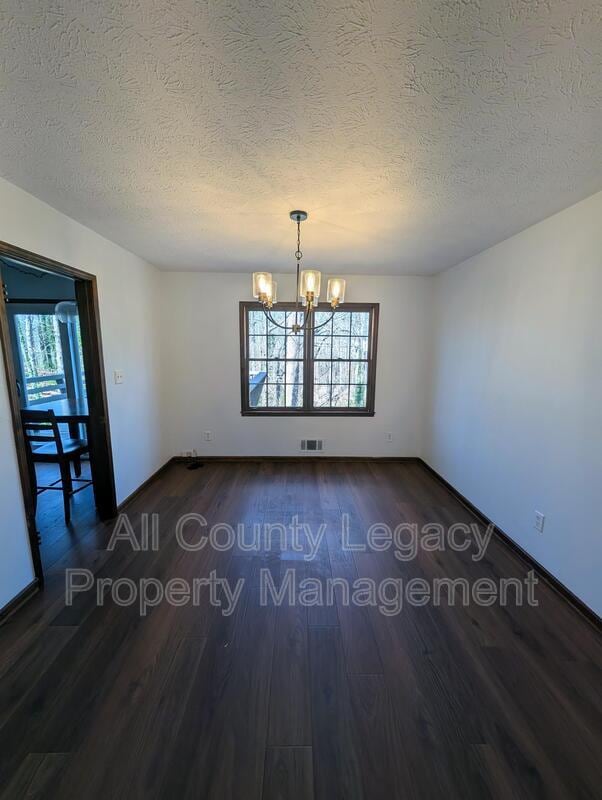 Building Photo - 3787 Etna Dr