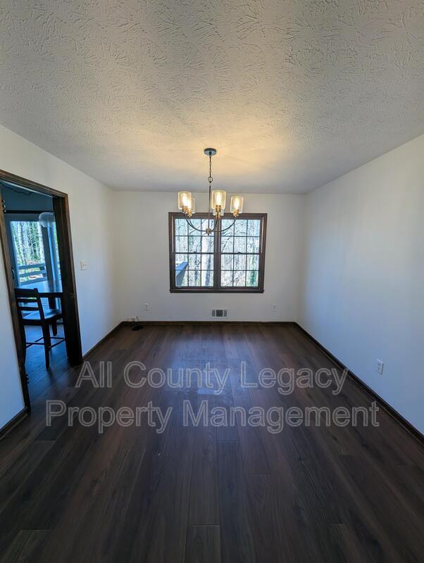 Foto del edificio - 3787 Etna Dr