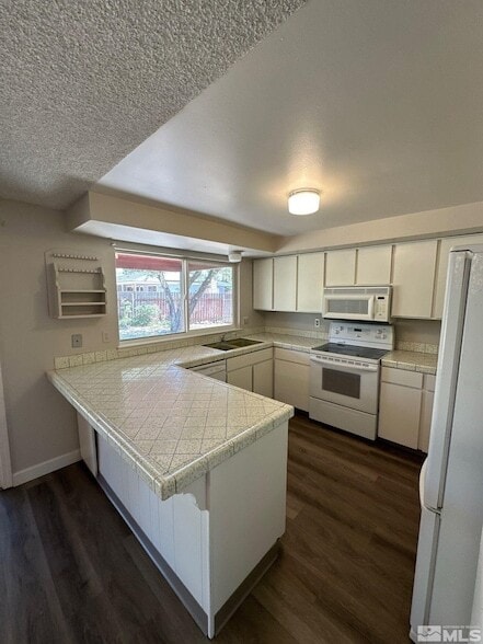 Building Photo - 462 Steffanie Way