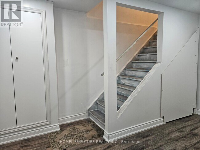 Photo du bâtiment - 26 Felix Cl