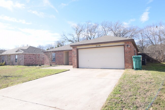 Foto del edificio - 2110 Miller St