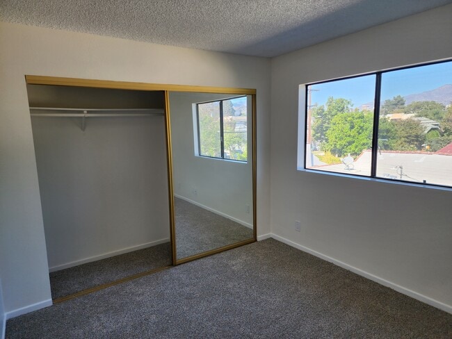 Bedroom - 809 S Adams St