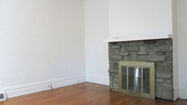 Foto del edificio - 4707 Maripoe St