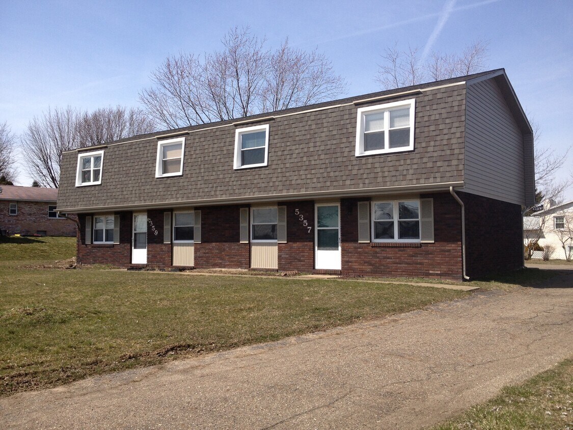 5357 Portage St NW, North Canton, OH 44720 Townhome Rentals in North